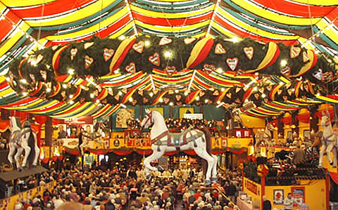 Table Reservation Services - Get a seat in a beer hall - Oktoberfest info services from Munich